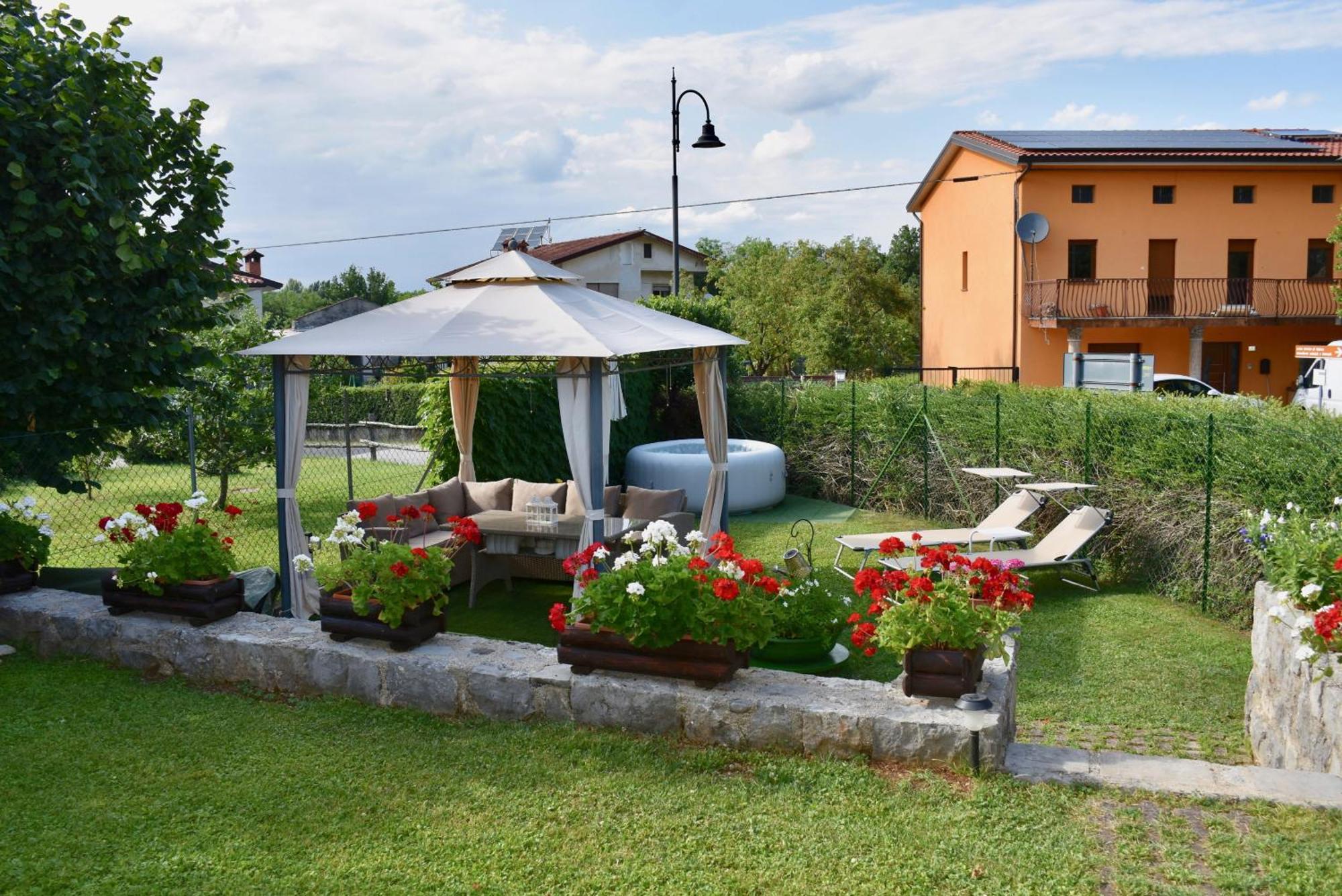 Al Vecchio Glicine Bed and Breakfast Gábria Εξωτερικό φωτογραφία